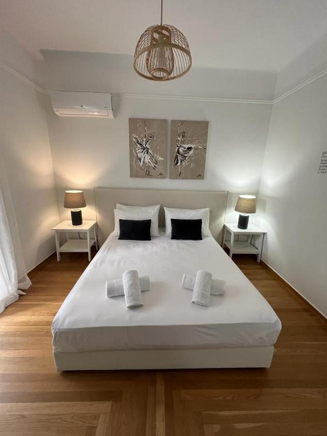 Vibrant Urban Getaway: Modern 1-Bedroom Near Bars, Parks, And Metro 雅典 外观 照片