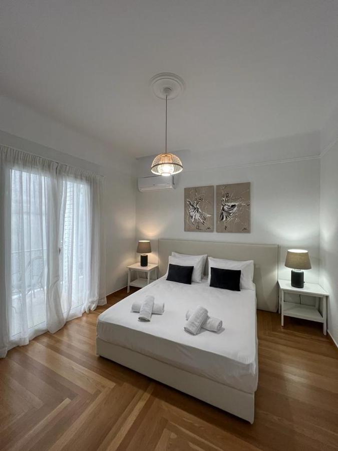 Vibrant Urban Getaway: Modern 1-Bedroom Near Bars, Parks, And Metro 雅典 外观 照片